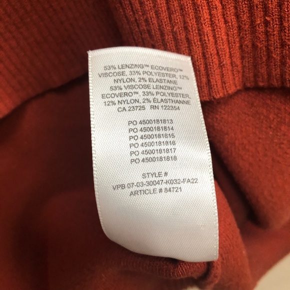Aritzia Wilfred Free Oversized V Neck Pullover in Burnt Orange Size 2 - Picture 9 of 11
